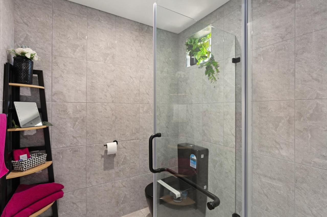 טארי Alabaster Motor Inn מראה חיצוני תמונה